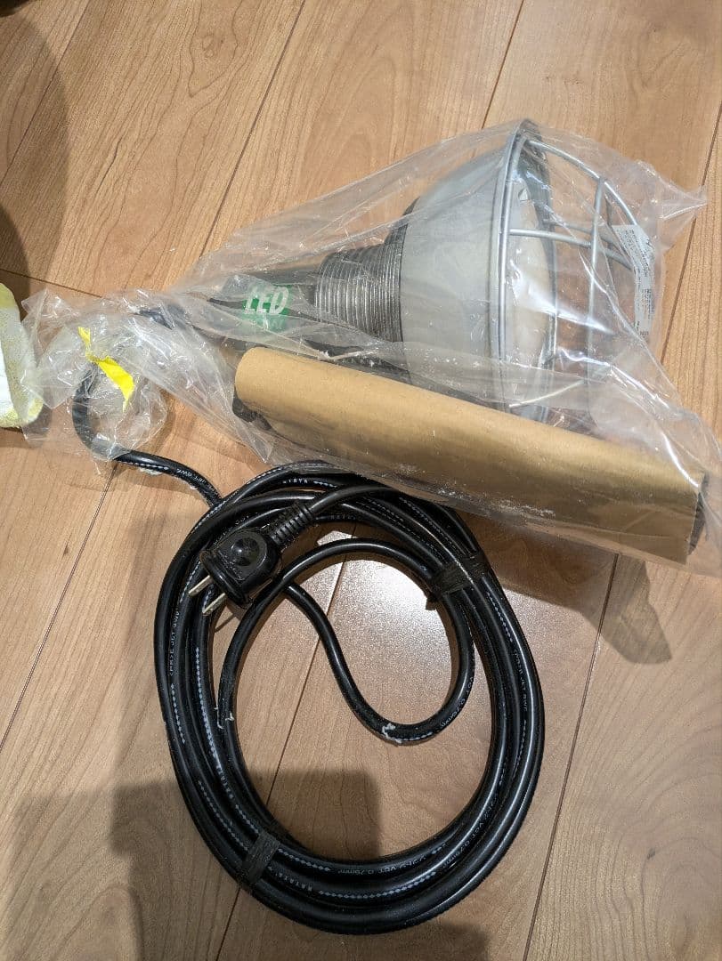 投光器