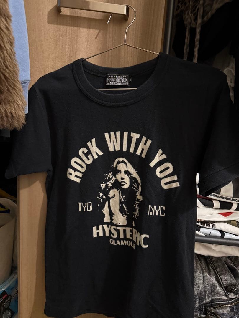 公式売り切れHYSTERIC GLAMOUR Tシャツ S