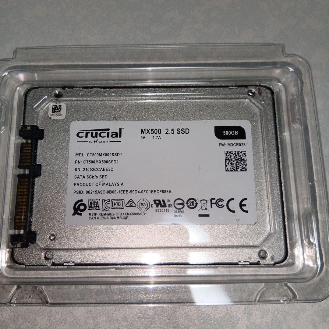 使用 13時間 Crucial MX500 500GB SATA SSD