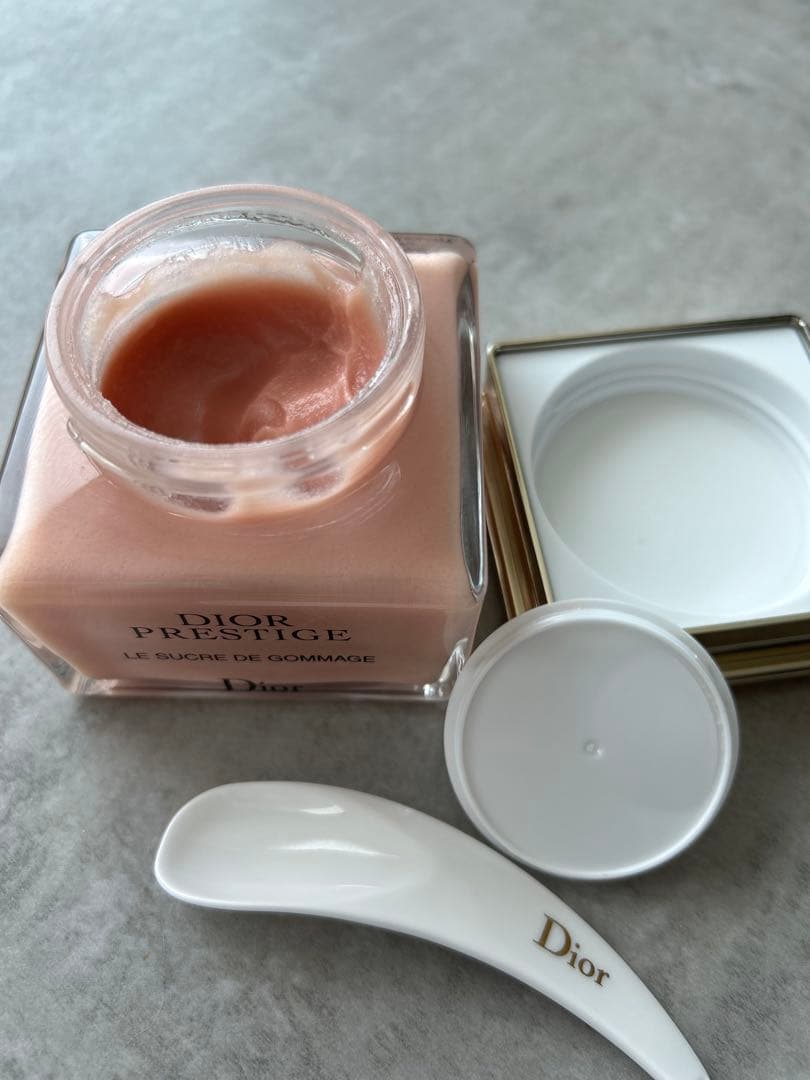 Dior ディオール　プレステージ　ゴマージュ