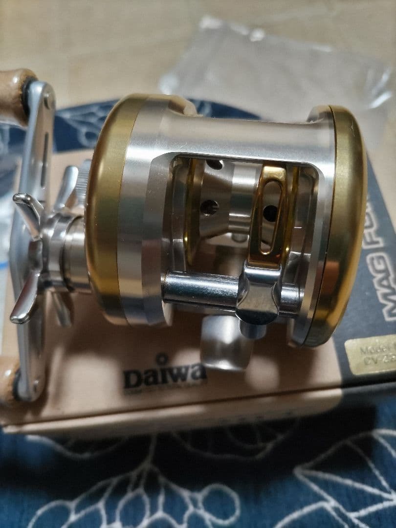 t*g様 Daiwa Millionaire CV-Z 203 ベイトリール