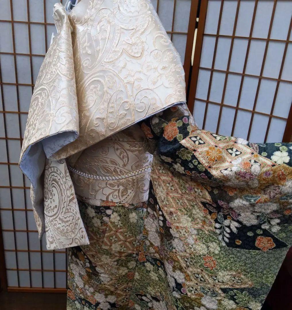 353　異彩を放つ　絞り辻ヶ花柄【深緑に花々】振袖6点フルセット卒業式謝恩会