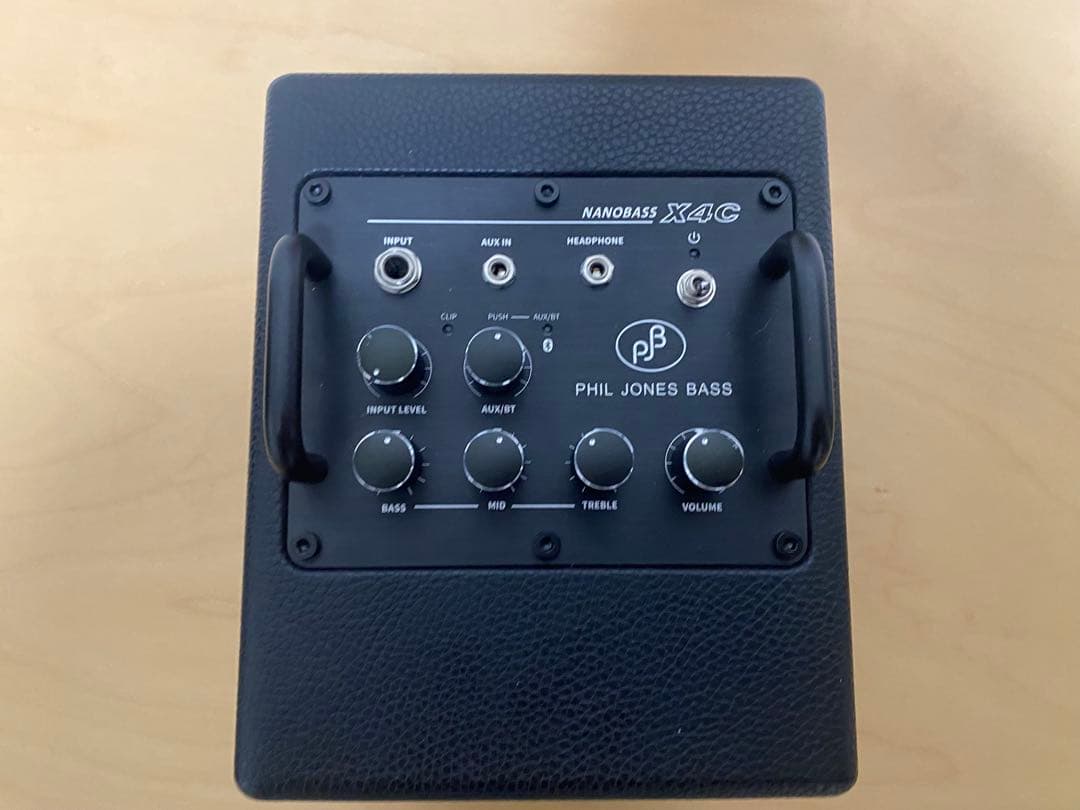 Phil Jones Bass NANOBASS X4C アンプ