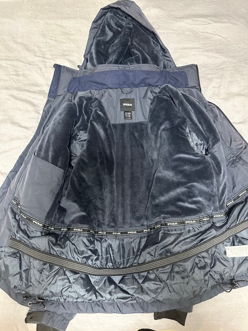 TSLA × ARCTIC QUEEN スノーボードウェア上下セット Lサイズ】