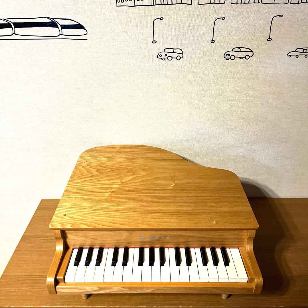 KAWAI　ピアノ　木製　ミニグランドピアノ
