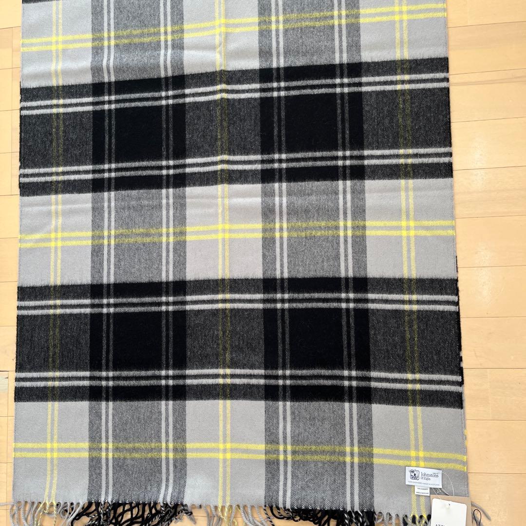 【新品、未使用、タグ付き】ジョンストンズ、カシミヤ100%大判ストール