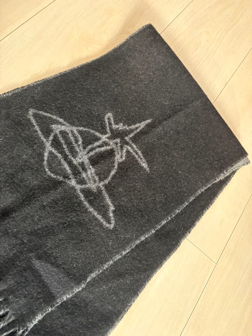 ⭐︎新品未使用⭐︎ヴィヴィアンウエストウッドマフラー可愛い