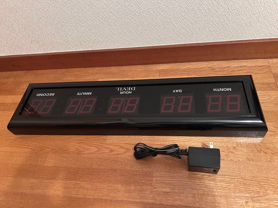DEVIL LED DOT CLOCK (赤) デジタル時計