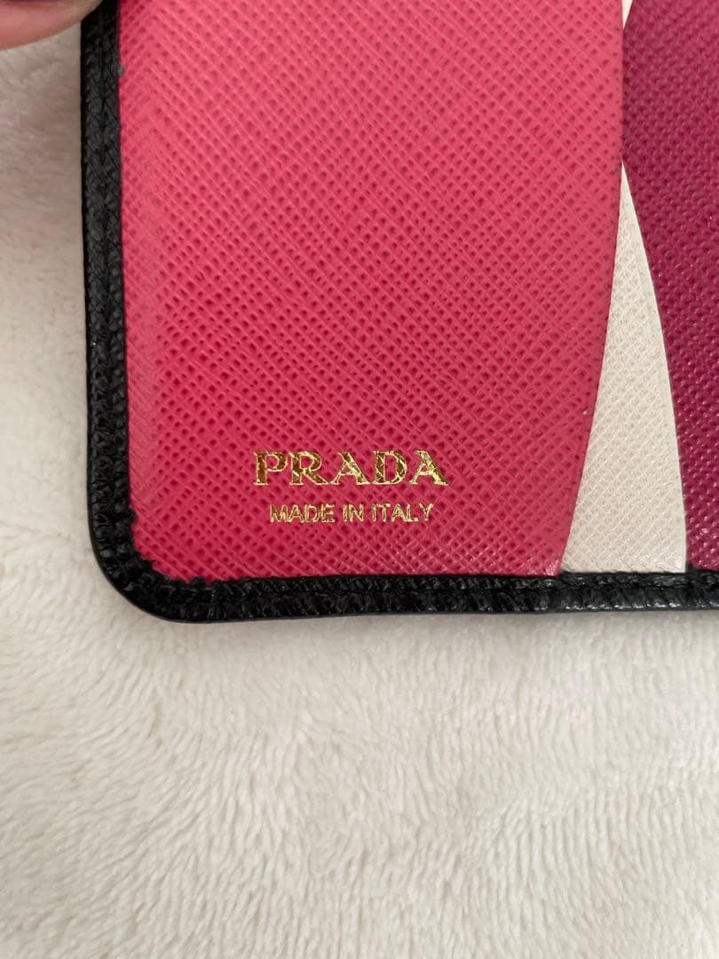 PRADA サフィアーノレザー 二つ折り財布 マルチ ピンク