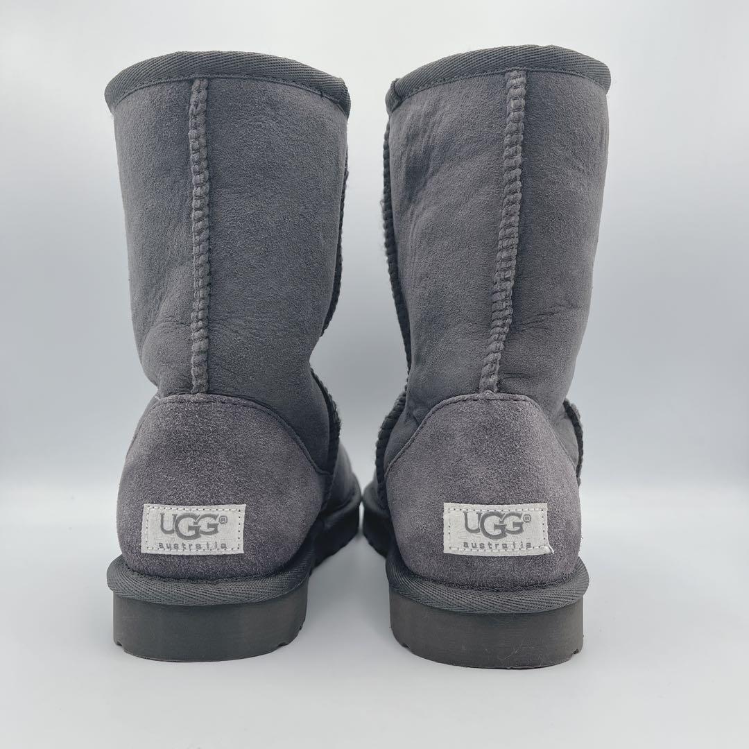 UGG CLASSIC SHORT アグ ムートンブーツ【25cm】