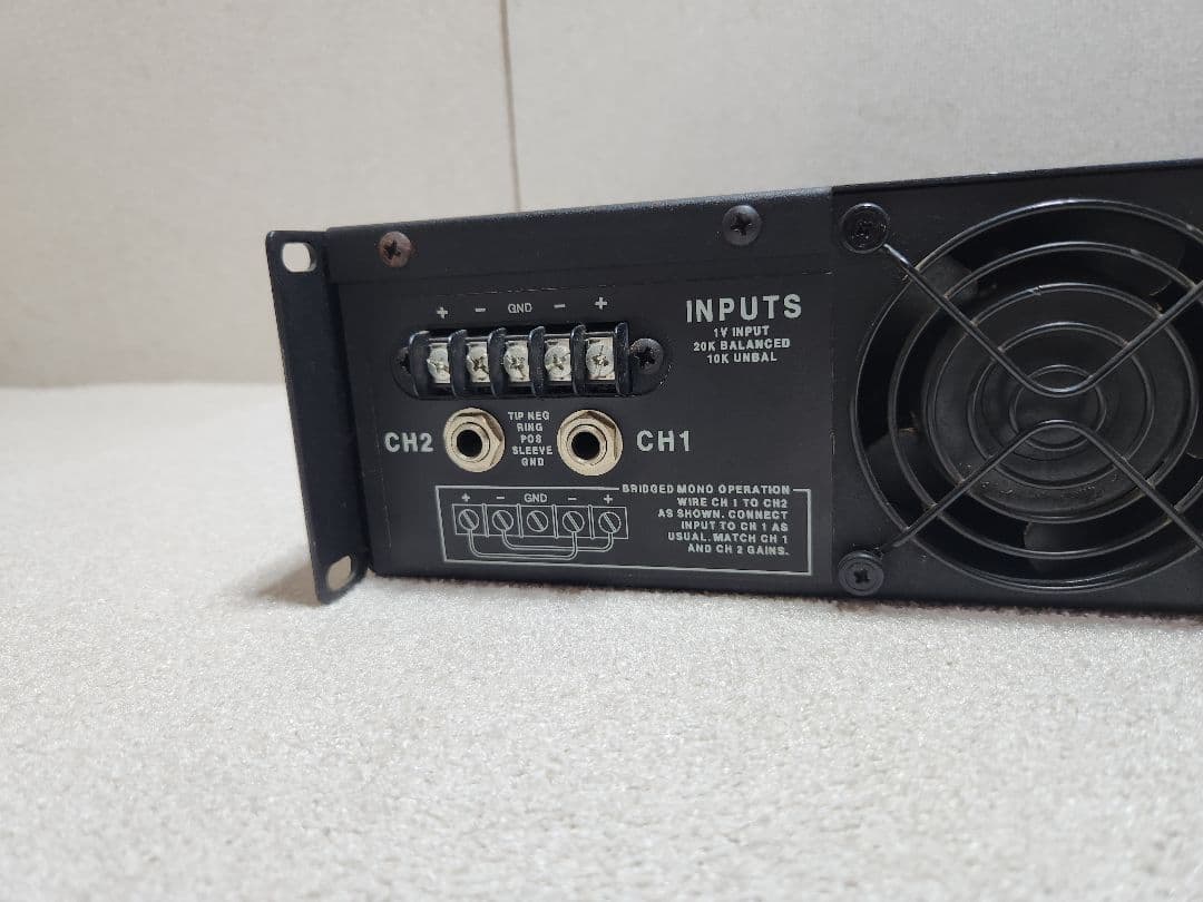 通電のみ QSC MX 700 プロ用 ステレオ アンプ 音響機器 ジャンク扱い