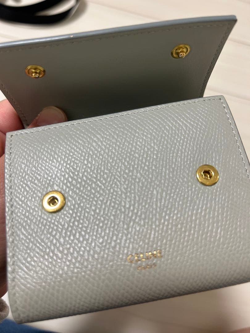 ひなココ　セリーヌ　三つ折り財布