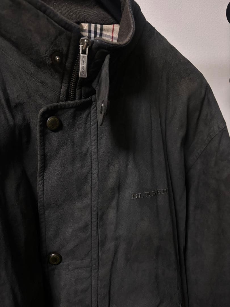 BURBERRY ブルゾン　ブラック系
