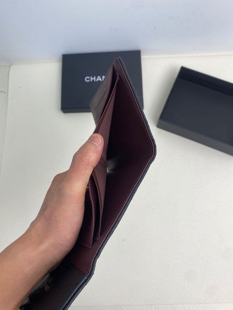 ma-3☆さん　CHANEL ブラック 三つ折り財布