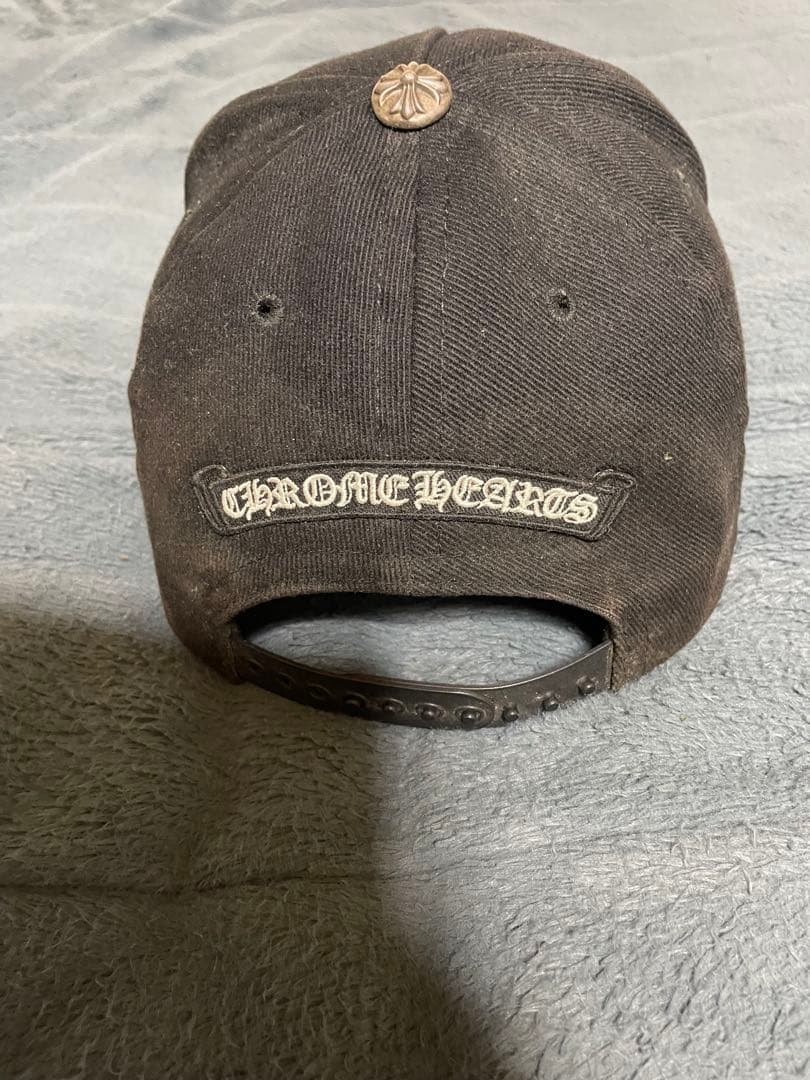 CHROME HEARTS ブラックベースボールキャップ