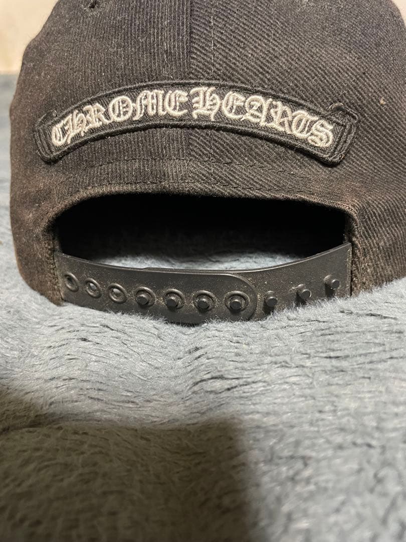 CHROME HEARTS ブラックベースボールキャップ