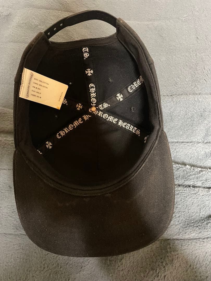 CHROME HEARTS ブラックベースボールキャップ