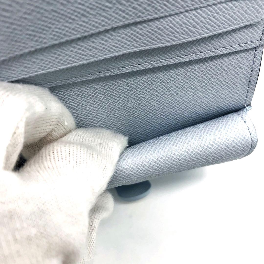 未使用✨ルイヴィトン 　ポケットウォレット LV チャーム　折り財布 モノグラム