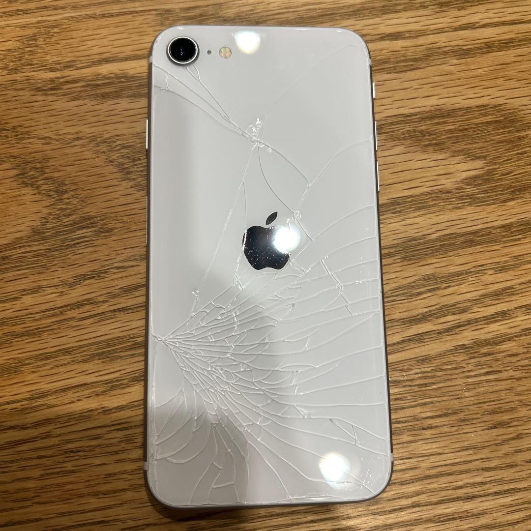 iPhone SE ホワイト