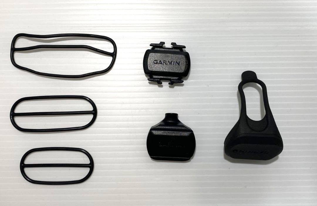 GARMIN サイクルコンピューター本体と付属品