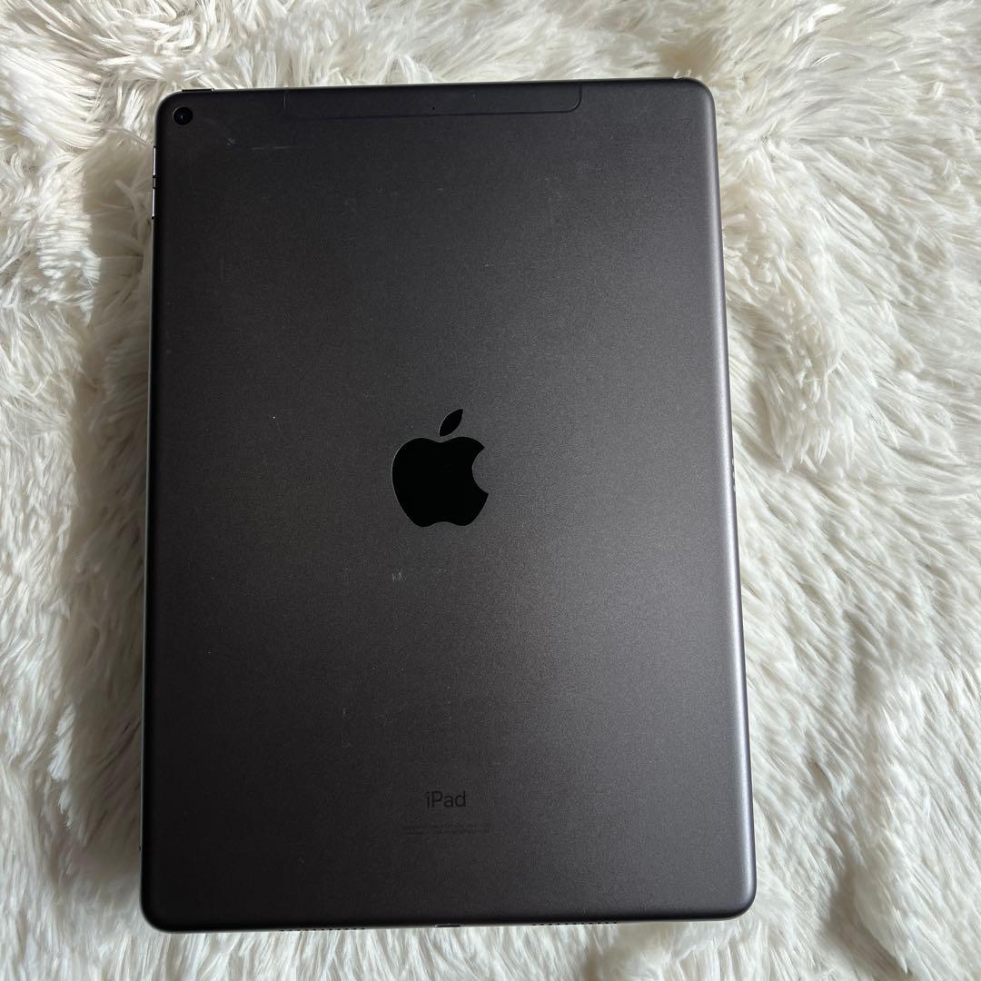 【完動品】iPad Air3 64GB SIMフリー【すぐ発送】【付属品】