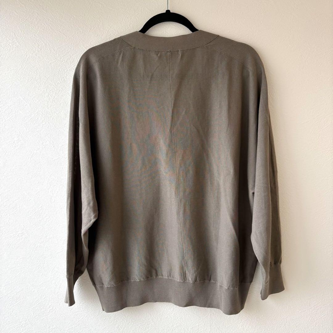 【16】中古美品 ebure エブール Vネックカーディガン カーキ