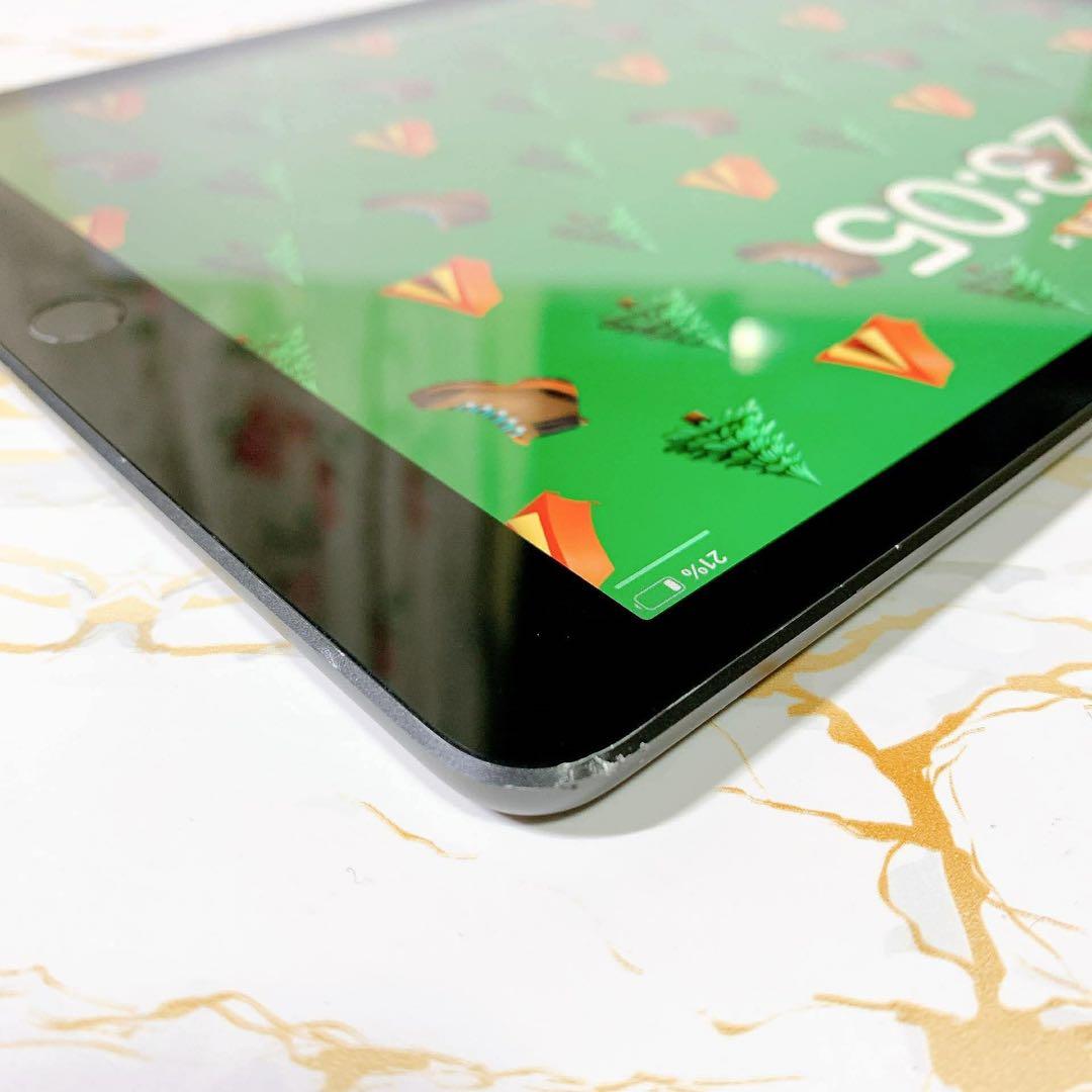 iPad 第9世代 64GB BT84%