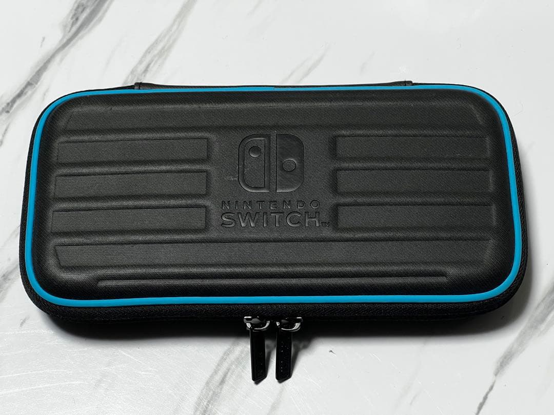 Nintendo Switch lite カバー付き