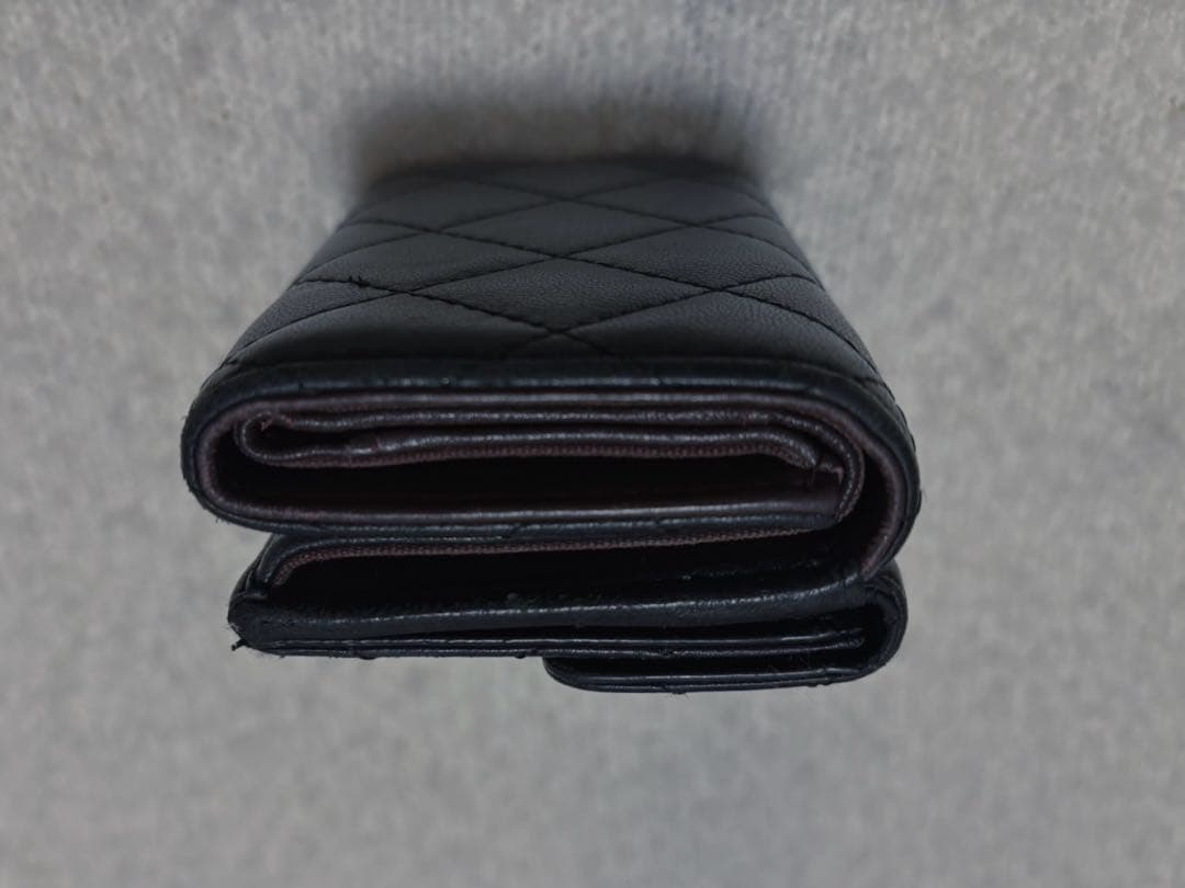 【人気商品】 正規品マトラッセCHANEL 3つ折り財布