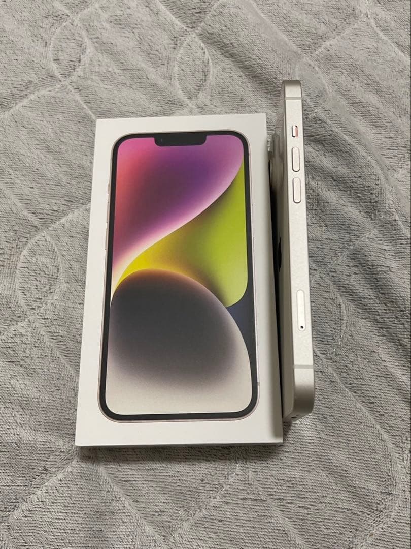 【バッテリー98%】Apple iPhone 14 ホワイト　128GB