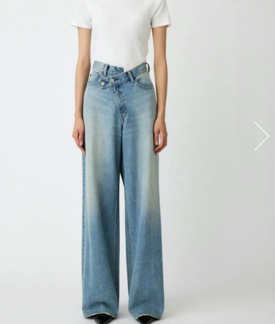 MOUSSY CROSS WAIST WIDE STRAIGHT　1