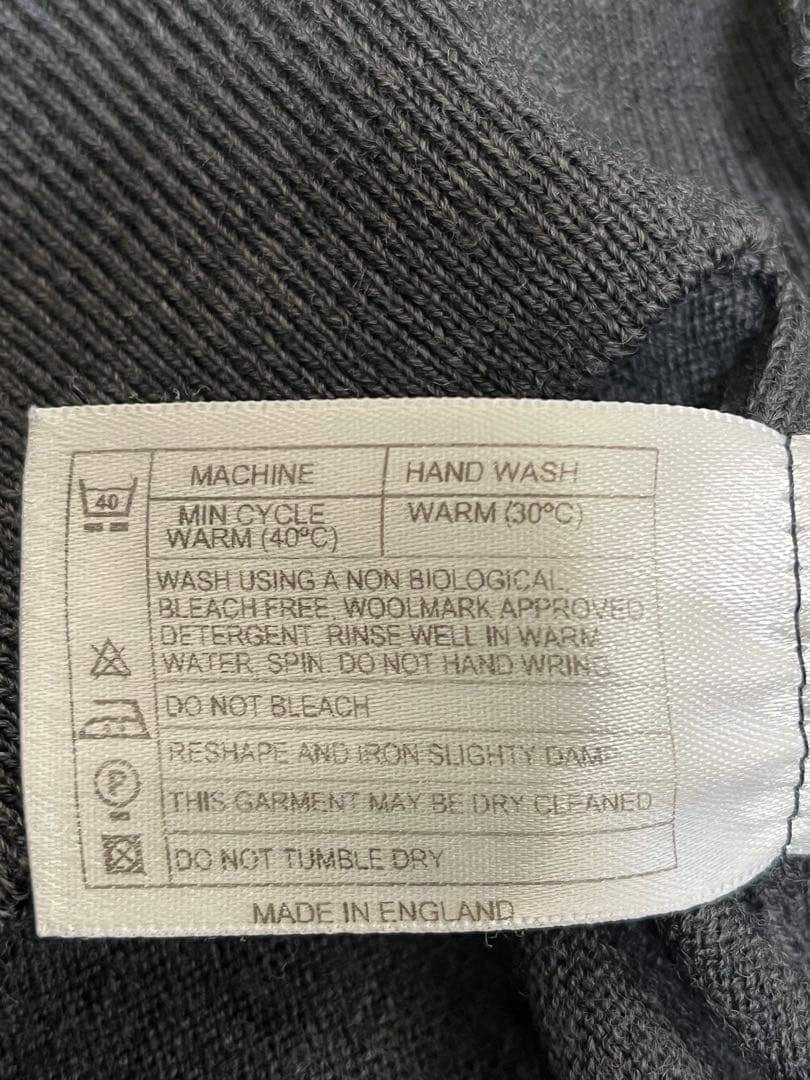 【美品】JOHN SMEDLEY ウール100% ベスト S