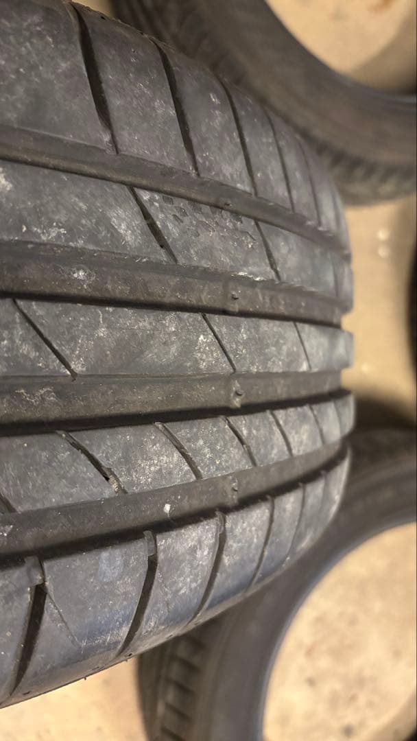 205/55R17 サマー　タイヤ　クムホ　4本セット