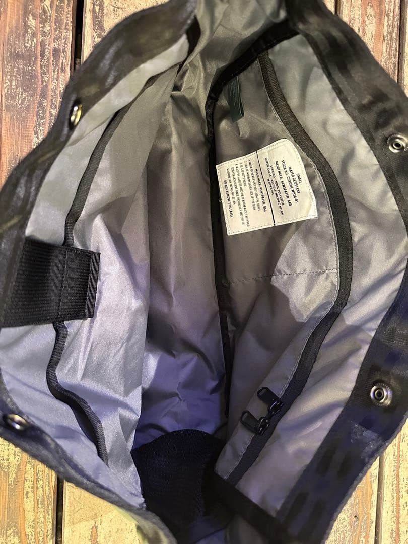 WAIPER.inc × CHROME ニュースペーパー メッセンジャーバッグ