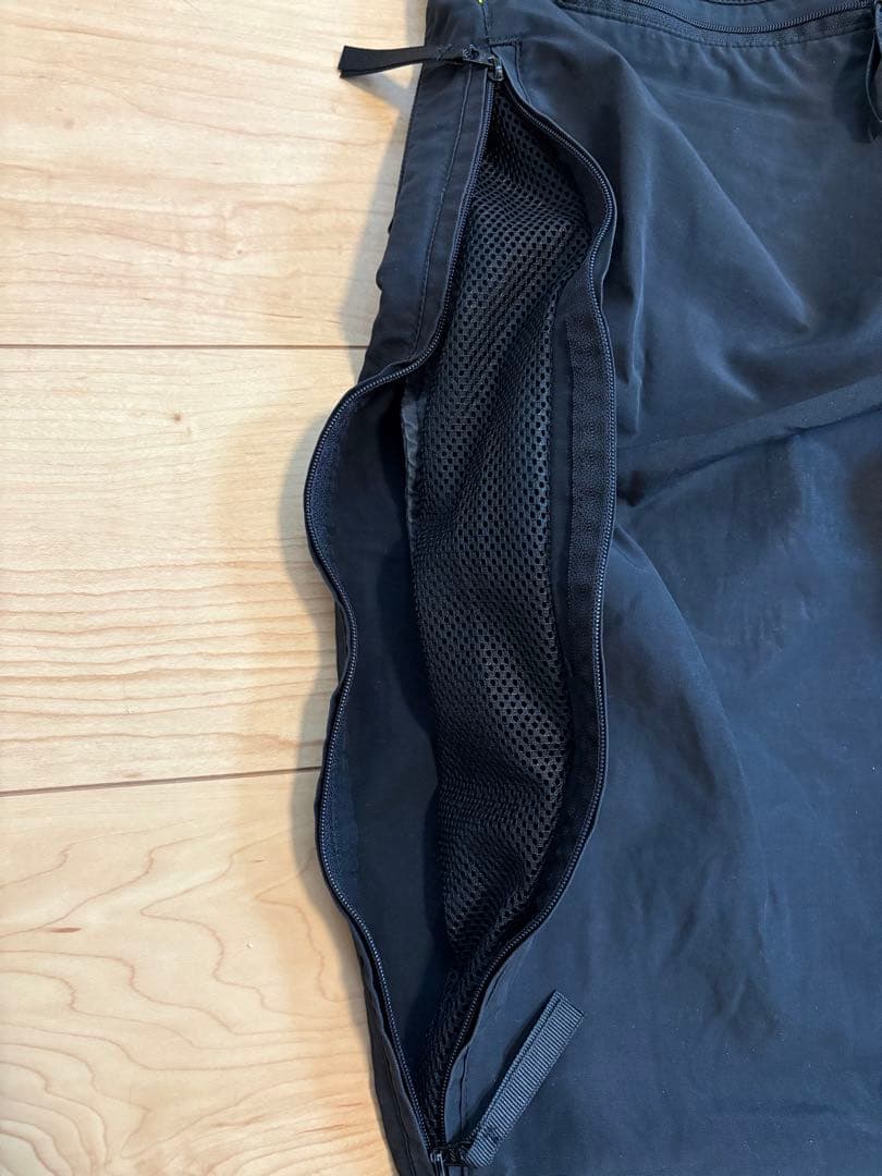 GOODENOUGH グッドイナフ ナイロンパンツ ベンチレーション