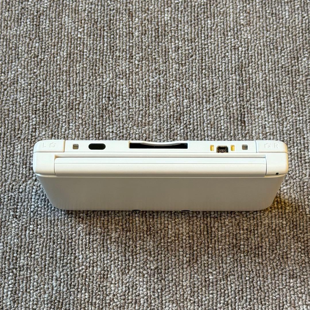 【極美品】ニンテンドー3DS LL ホワイト 3-023