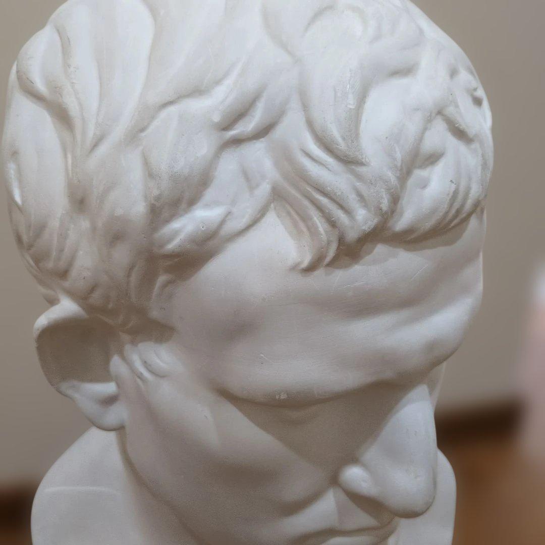 Agrippa 古代彫刻 割れない　デッサン