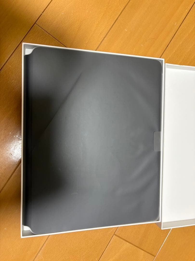 iPad Magic Keyboard（12.9インチ用）
