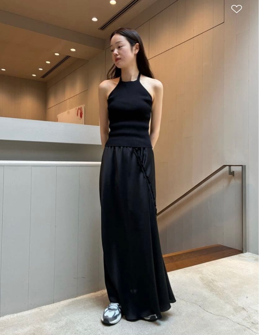 H BEAUTY&YOUTH 新品リブホルターネックニット