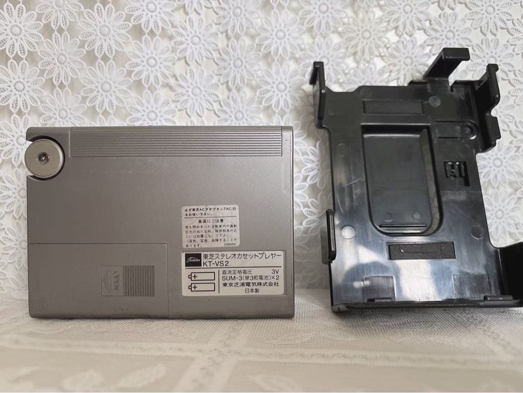 ◆TOSHIBA カセットプレイヤー　KT-VS2 AM/FM RP-AF2