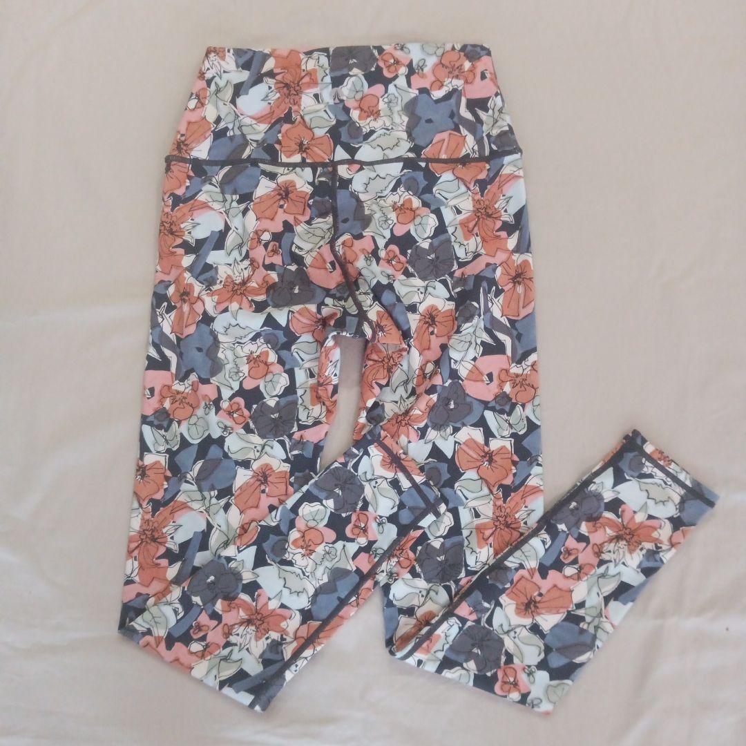 新品SUKALAスカーラ花柄ハイウエストレギンスＳサイズ