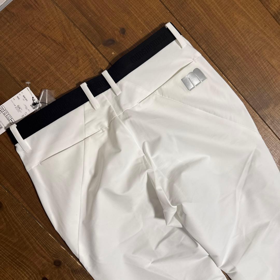 未使用品　マンシングウェア　春夏用　ロングパンツ　82