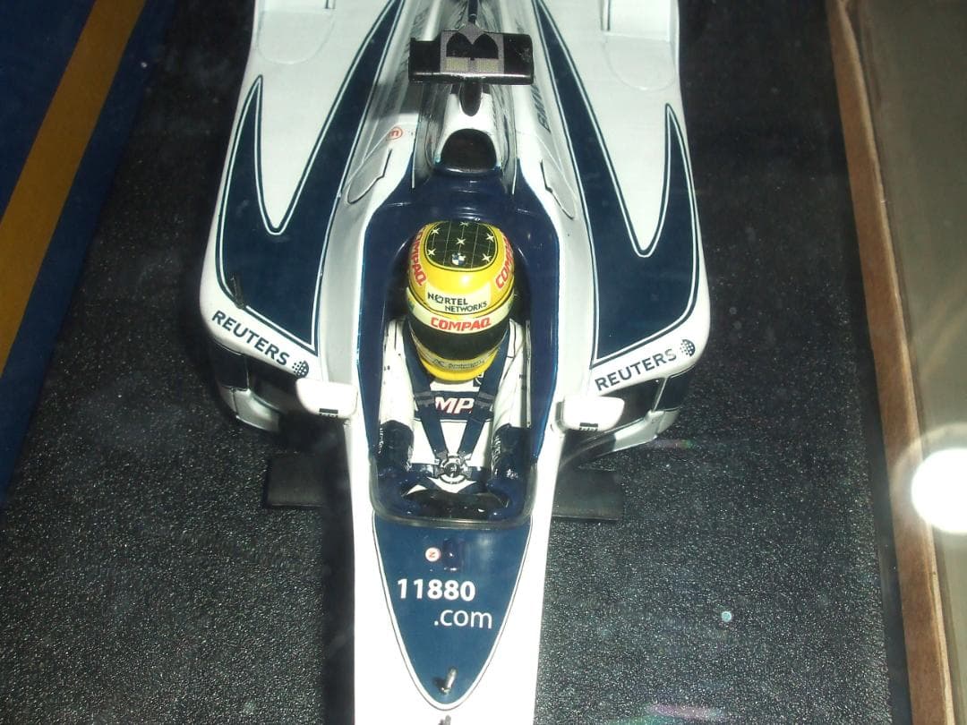 ウィリアムズ　　（ＦＷ２２）　２０００　R・シューマッハ　＃９　１／１８