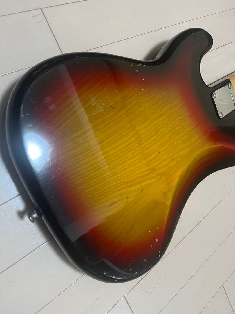 激安　Fender USA 1976 Precision Bass サンバースト