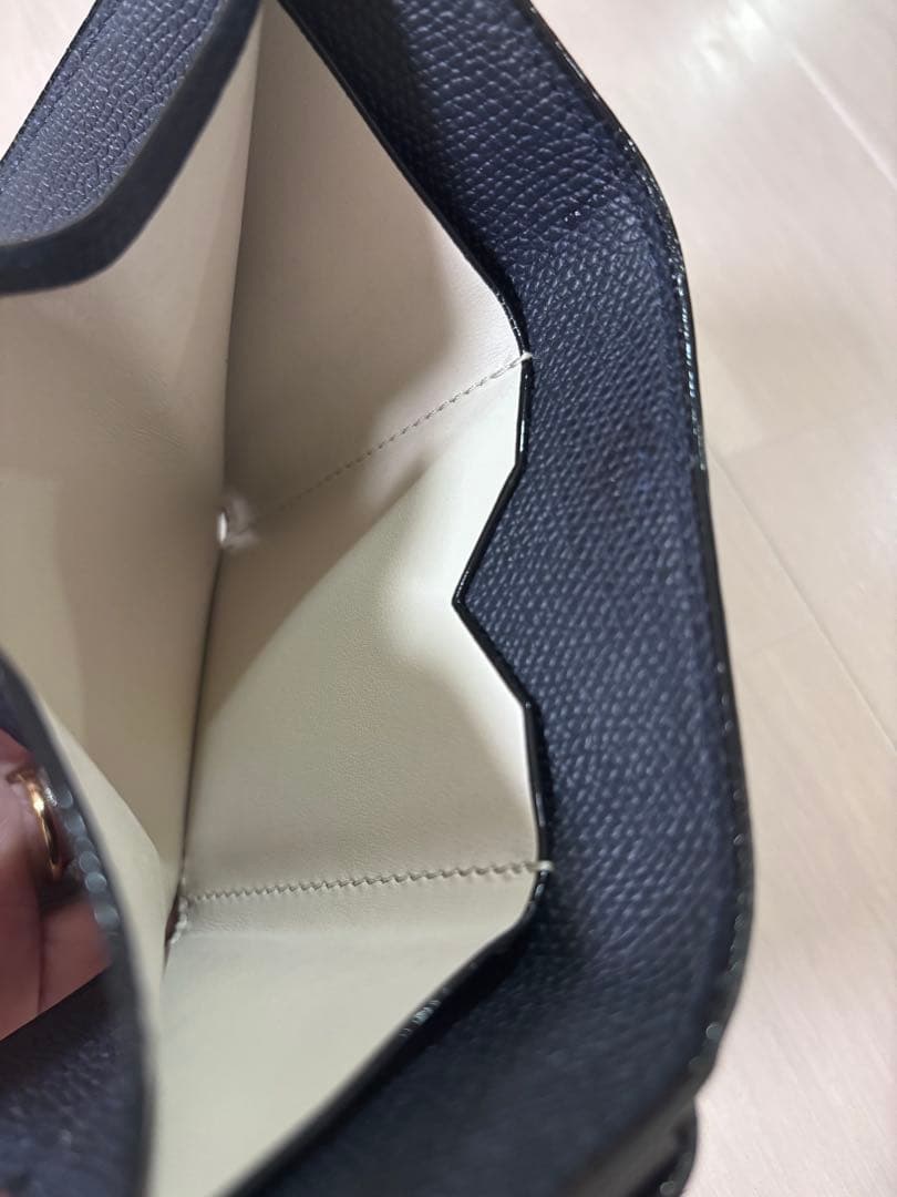 値下げ！美品Valextra 黒 三つ折り財布