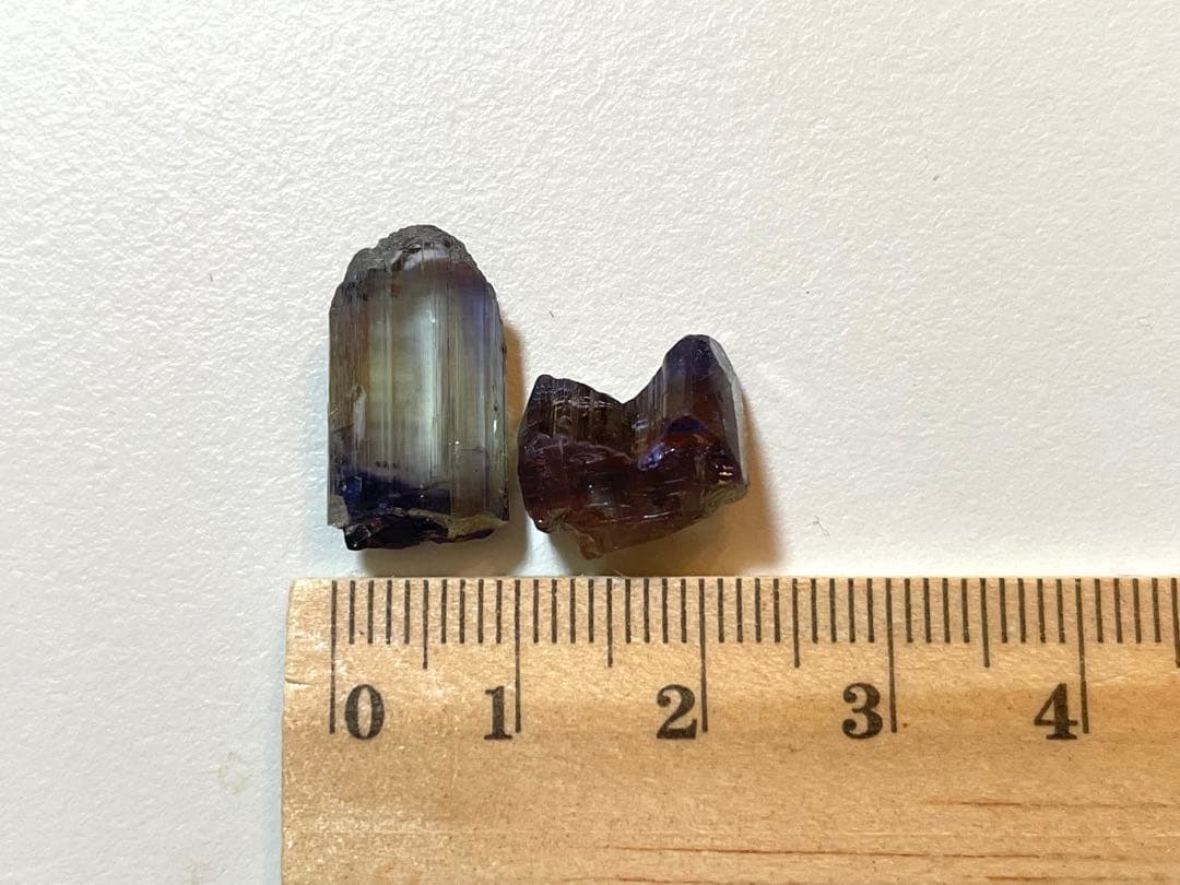 ね*ん様 鉱物標本　Tanzanite タンザナイト非加熱　タンザニア産