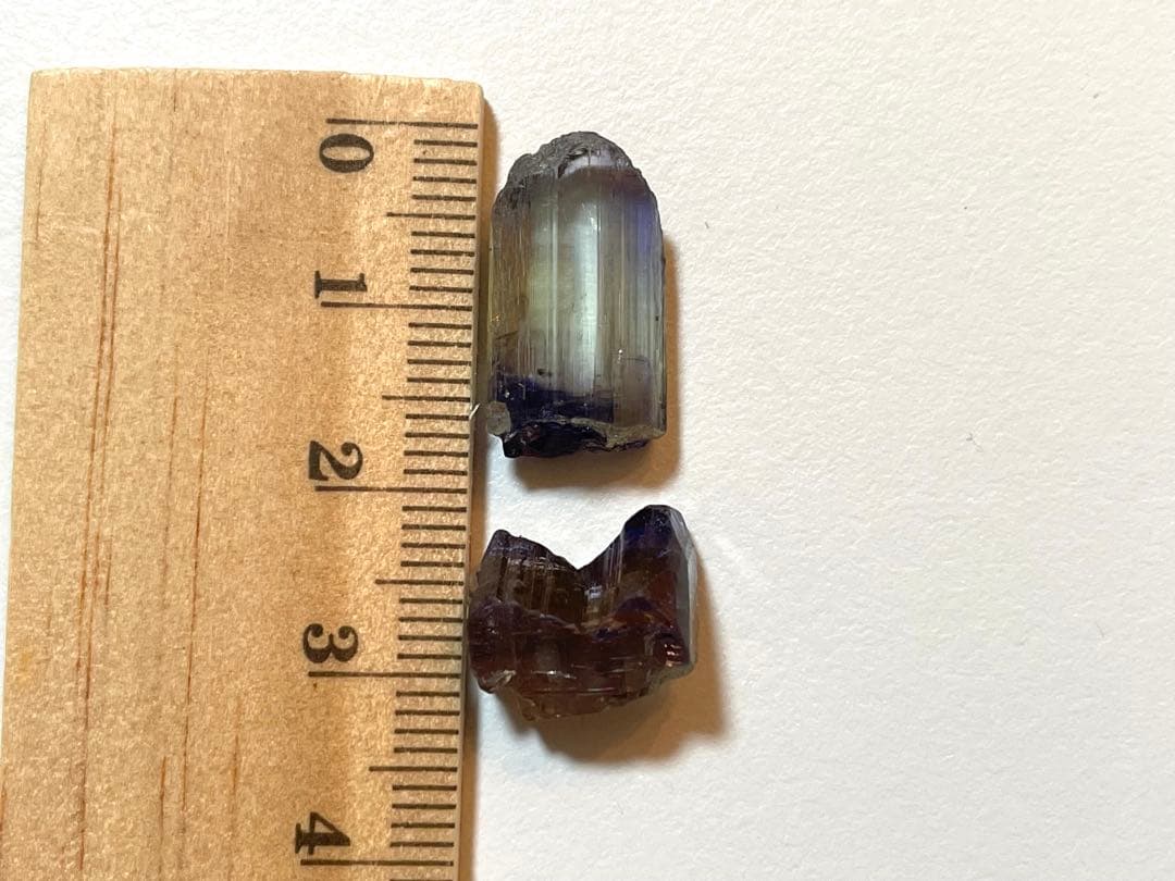 ね*ん様 鉱物標本　Tanzanite タンザナイト非加熱　タンザニア産