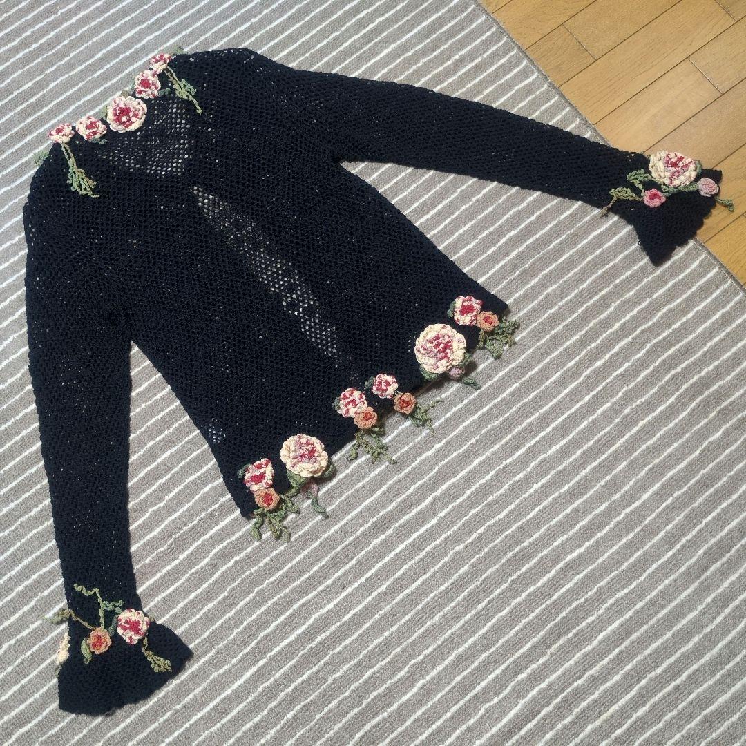 ッ*ト様 【W】ワンダフルワールド　カネコイサオ　カーディガン　花モチーフ　黒系