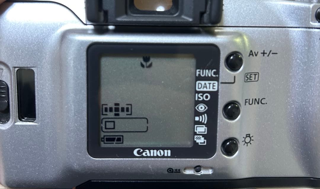 【動作確認済み】Canon EOS Kiss5 一眼レフカメラ　フィルム、電池付