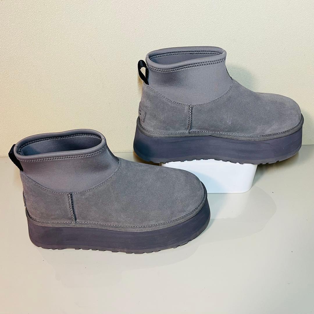 【数回使用程度】UGG CLASSIC MINI DIPPER ブーツ 厚底